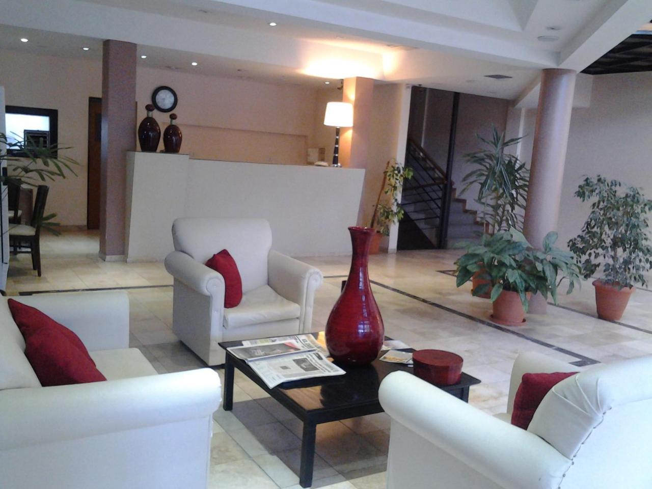 Hotel Lazaro Villa Mercedes Exterior photo